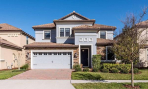 Traditional 7 Bdrm Home with Spa in Champions Gate